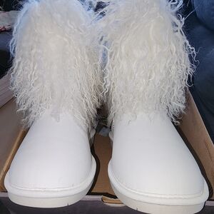 BearPaw Women's Snowy White Fur Boots